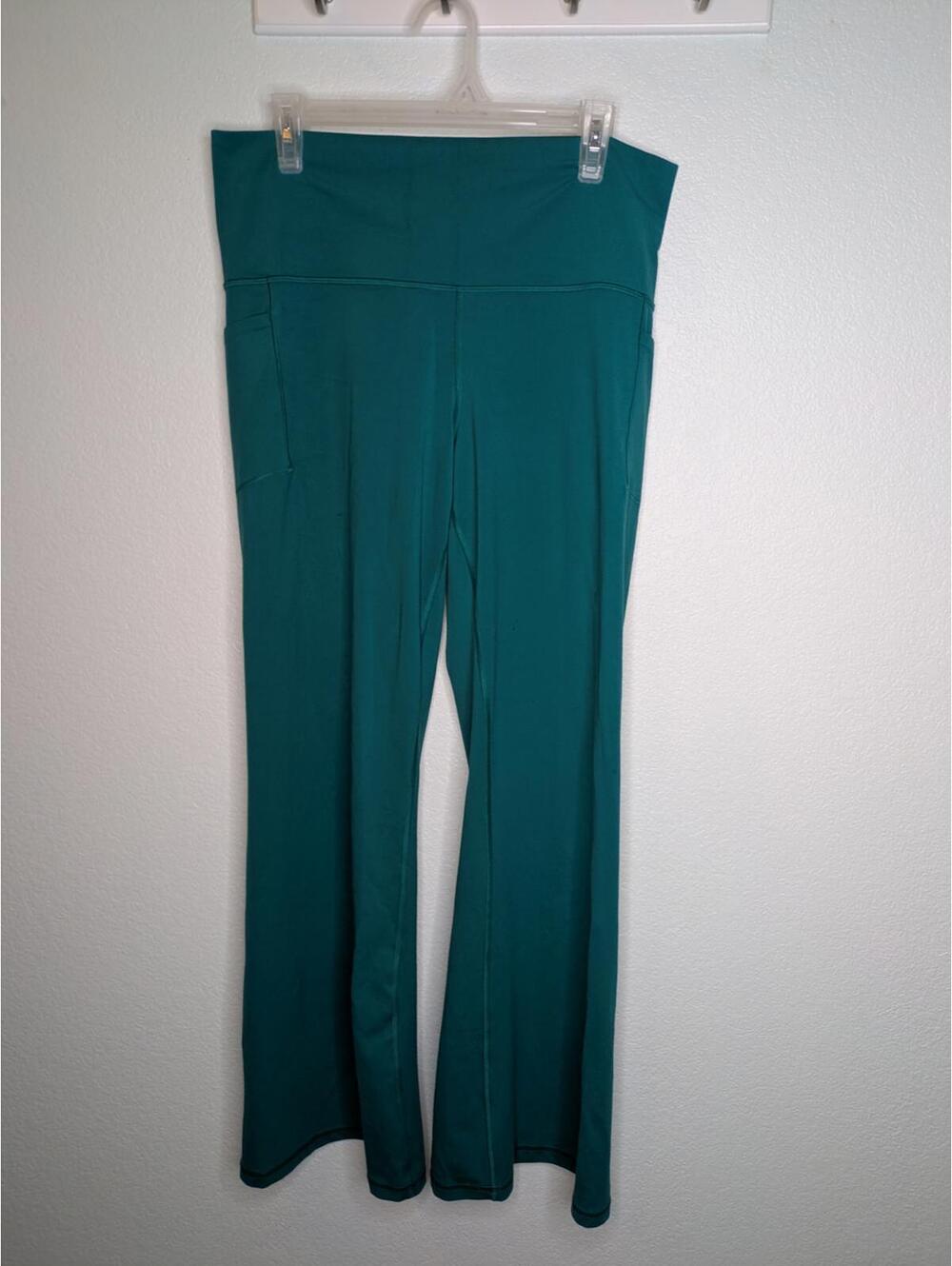 Athleta Salutation Stash Flare Pant 1X Teal High Rise Yoga Pants